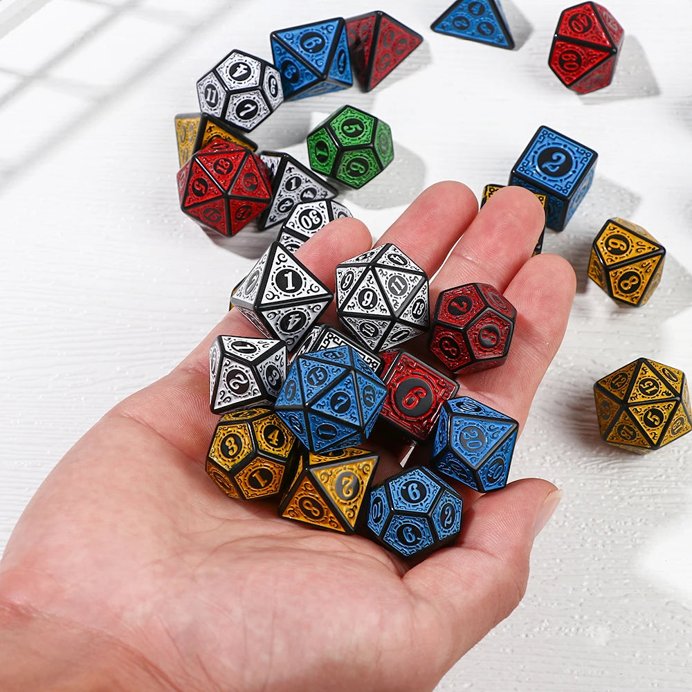 Dual-Color 3D Pattern D20 System Dice